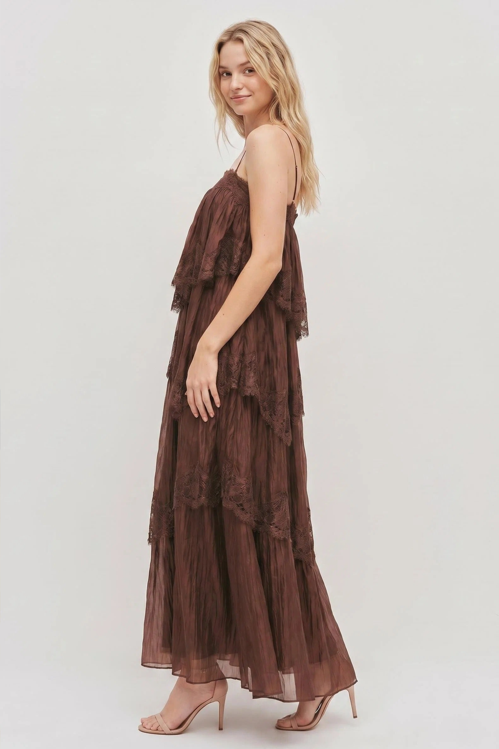 Women's Feminine Lace Tiered Maxi Dress