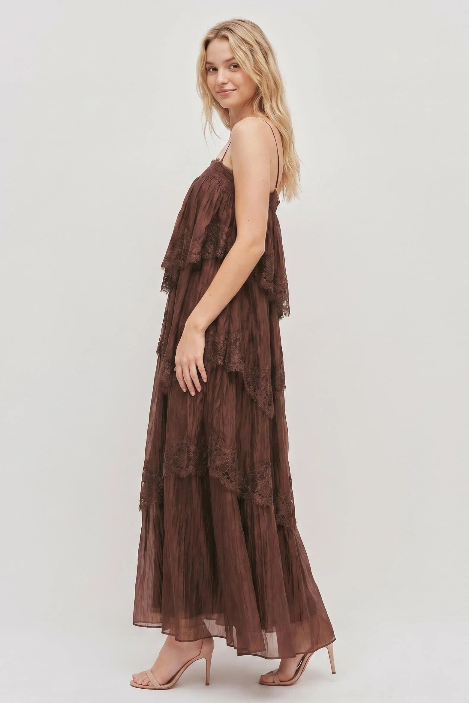Women's Feminine Lace Tiered Maxi Dress